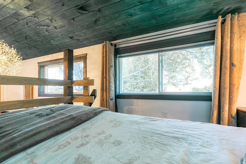 Foto 3 von 30: Tiny house with private Hot Tub