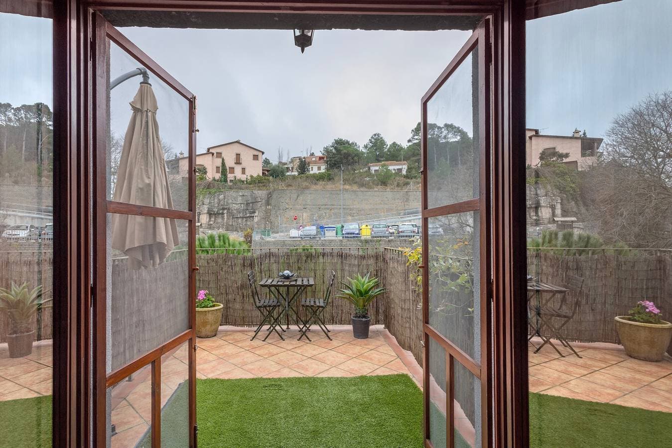 Foto 9 von 23: Finca 'La Cova De Can Pavet' mit Bergblick, privater Terrasse und Wi-Fi