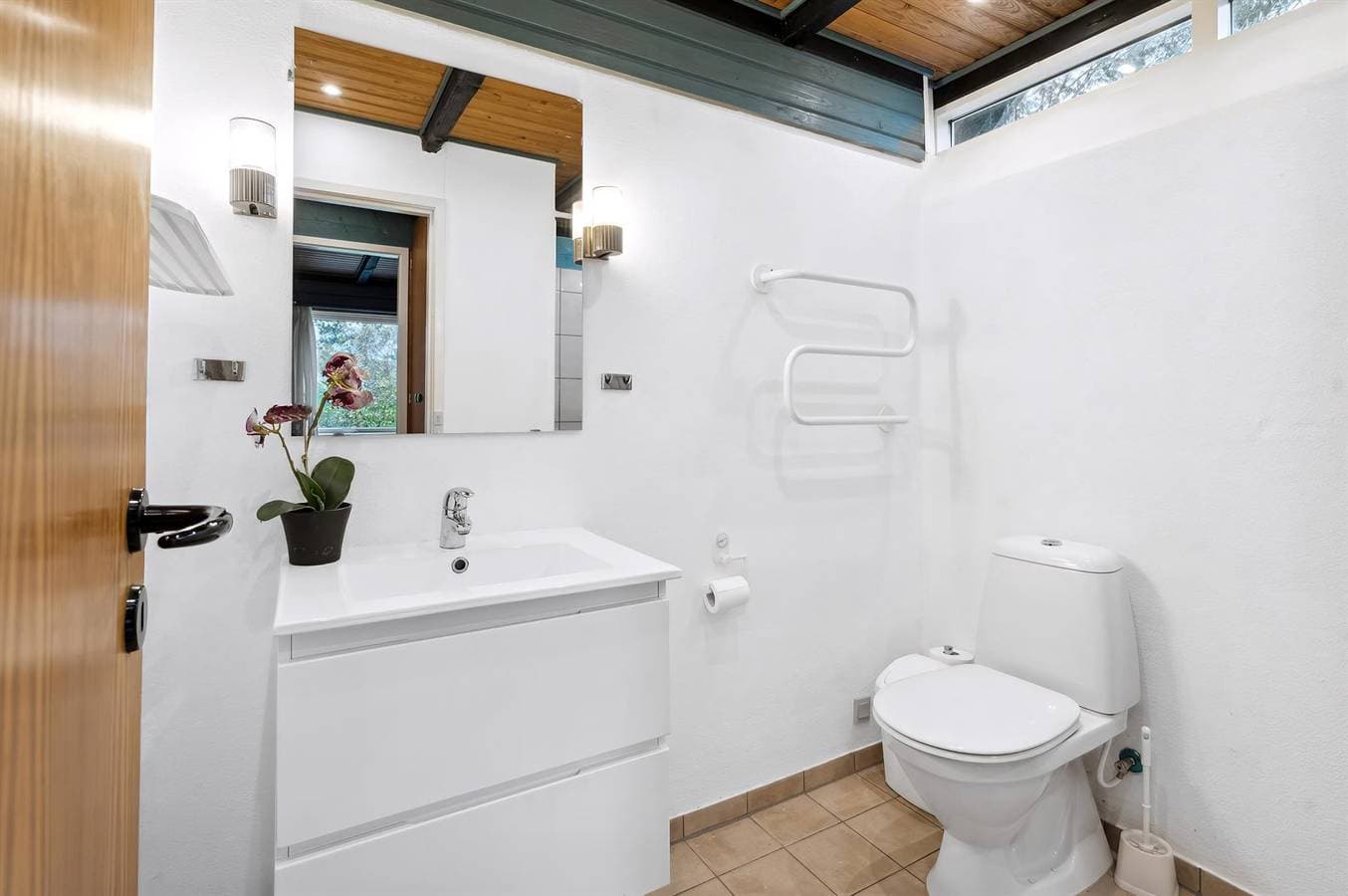 Foto 9 von 21: Pet friendly home in Sydals with house sea view