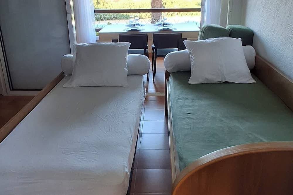 Foto 6 von 28: Apartment in residence with two swimming pools 100m from the beach