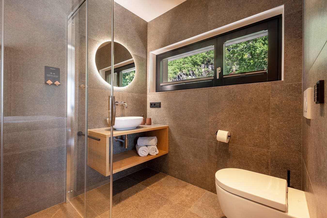 Foto 2 von 31: Neue Unterkunft "Videre Lodge Doppelzimmer" mit Bergblick, WLAN & Terrasse
