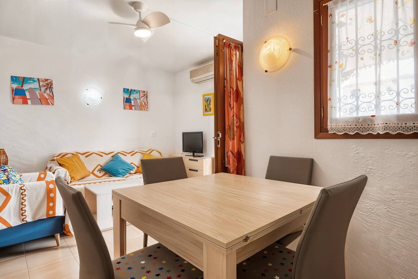 Foto 5 von 21: Apartamento Oasis Park Denia – Komfortables Apartment mit Bergblick, Pool und Balkon