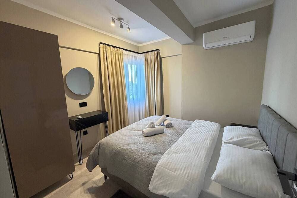 Foto 7 von 22: Pleasant Location 2Br Apt with Nice Views -- Keyifli Konumda Manzaralı 2+1 Daire