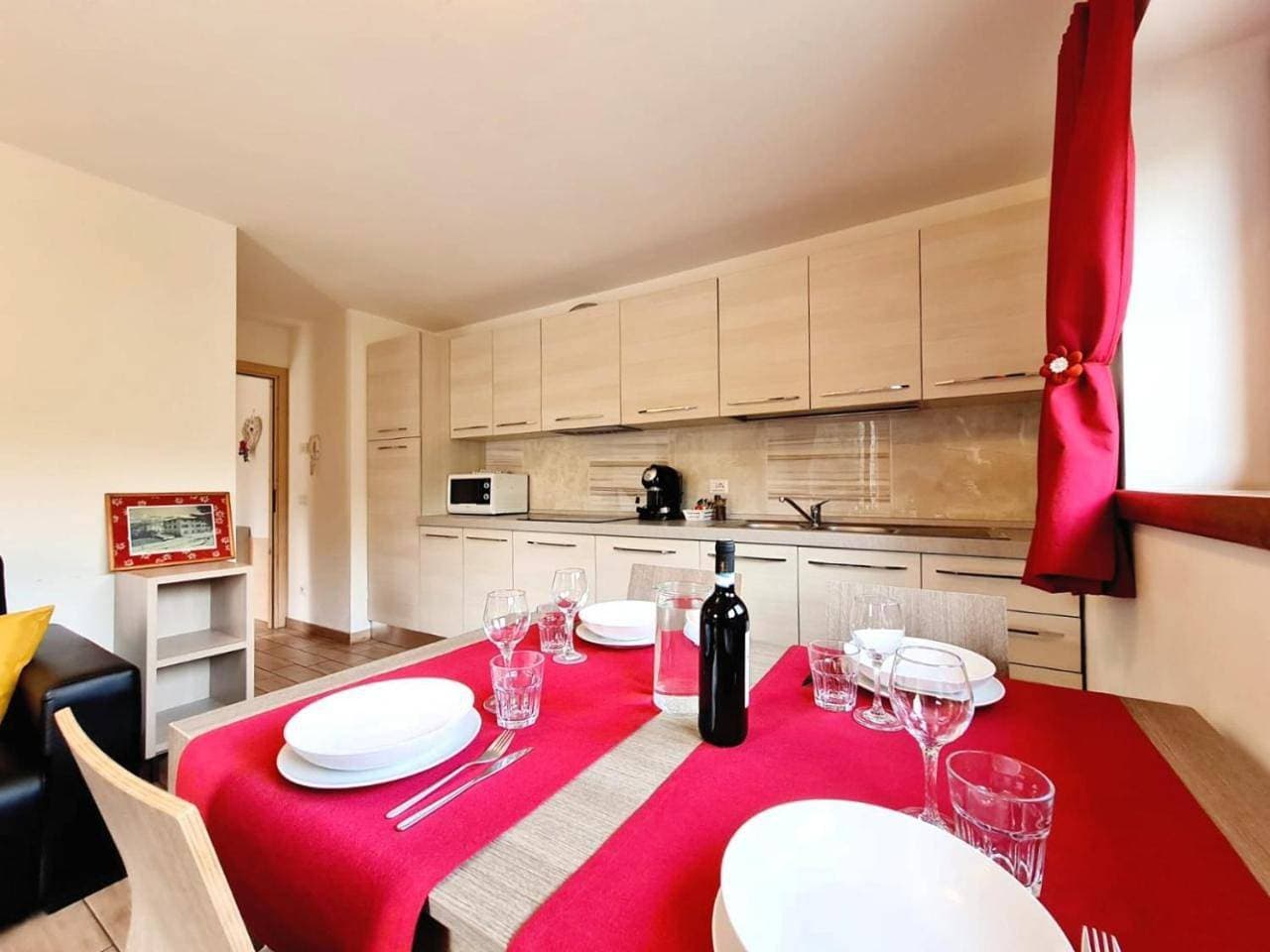 Foto 7 von 19: Apartment with Mountain View