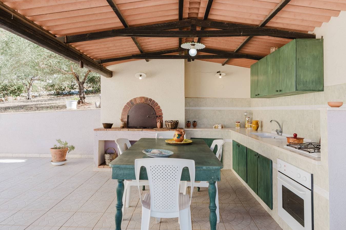 Foto 4 von 28: Villa 'Baronehome' mit Bergblick, privatem Garten und Klimaanlage