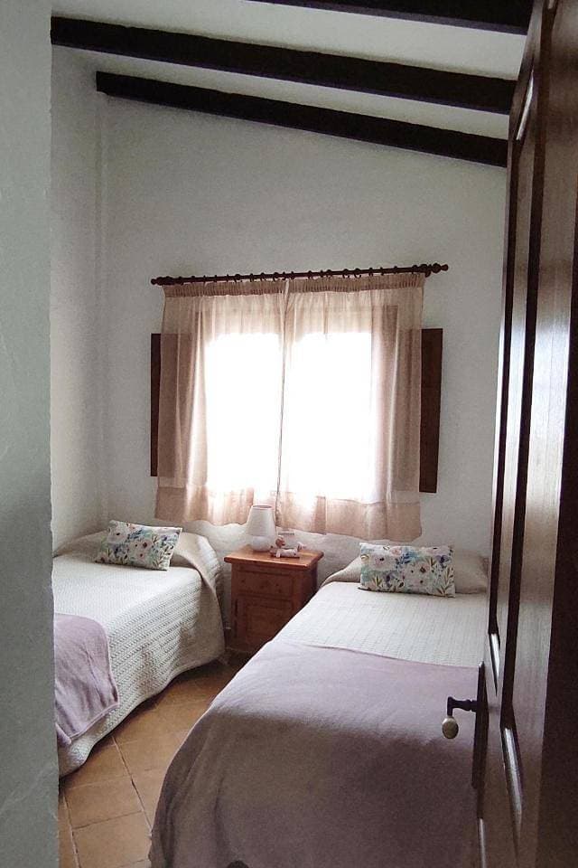 Foto 7 von 48: Three-Bedroom Townhouse
