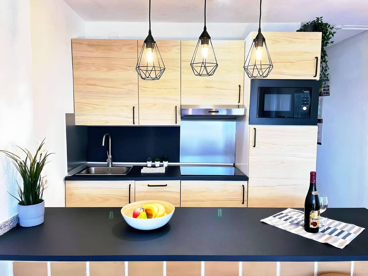 Seaview Friendly Holiday Home 8 1