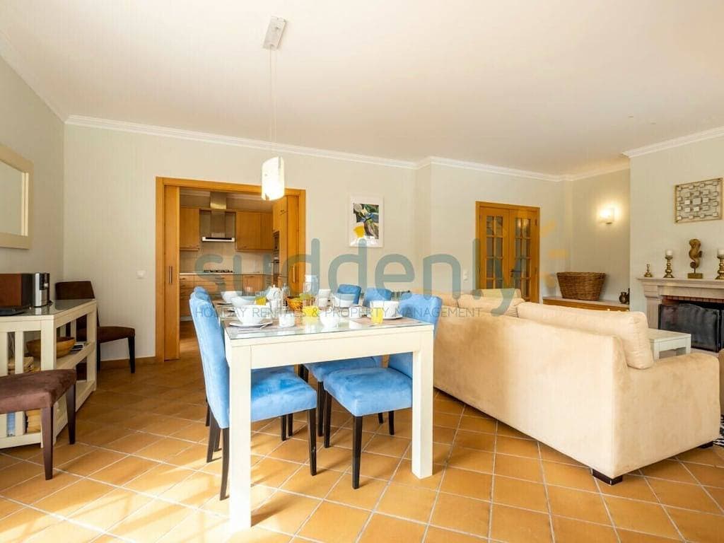 Foto 12 von 29: Villa mit 3 Schlafzimmer