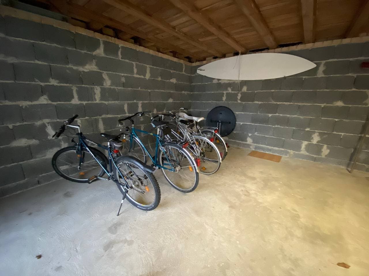 Foto 10 von 33: Bodensee Bungalow - Ferienwohnung 'Souterrain' mit Privatterrasse, Gemeinschaftsgarten und Wi-Fi