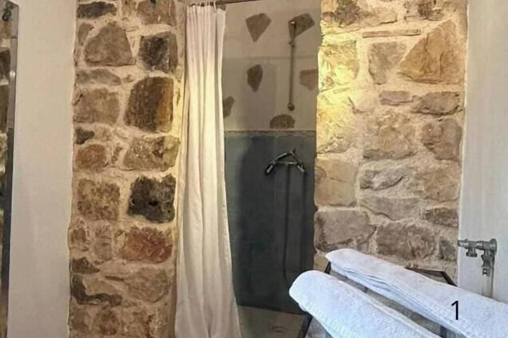 Foto 7 von 25: Provencal house with private pool sleeps 4