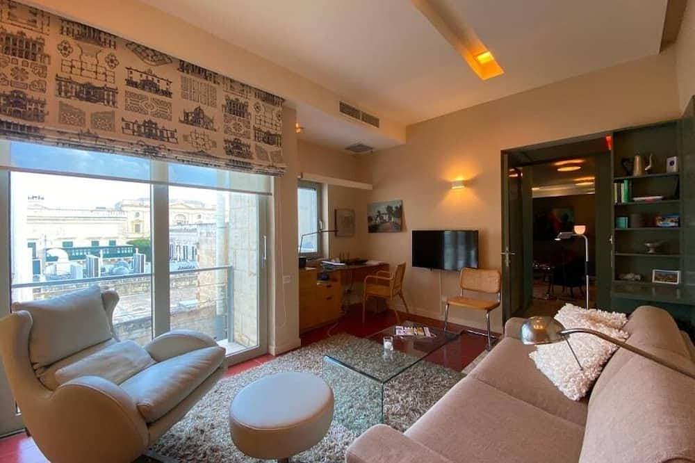 Foto 8 von 19: Exclusive Duplex Penthouse with Jacuzzi and Panoramic Views in Valletta