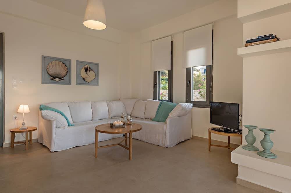 Foto 13 von 30: Villa Levanda, Pool, Strand und Geschäfte zu Fuß erreichbar, kein Auto nötig!