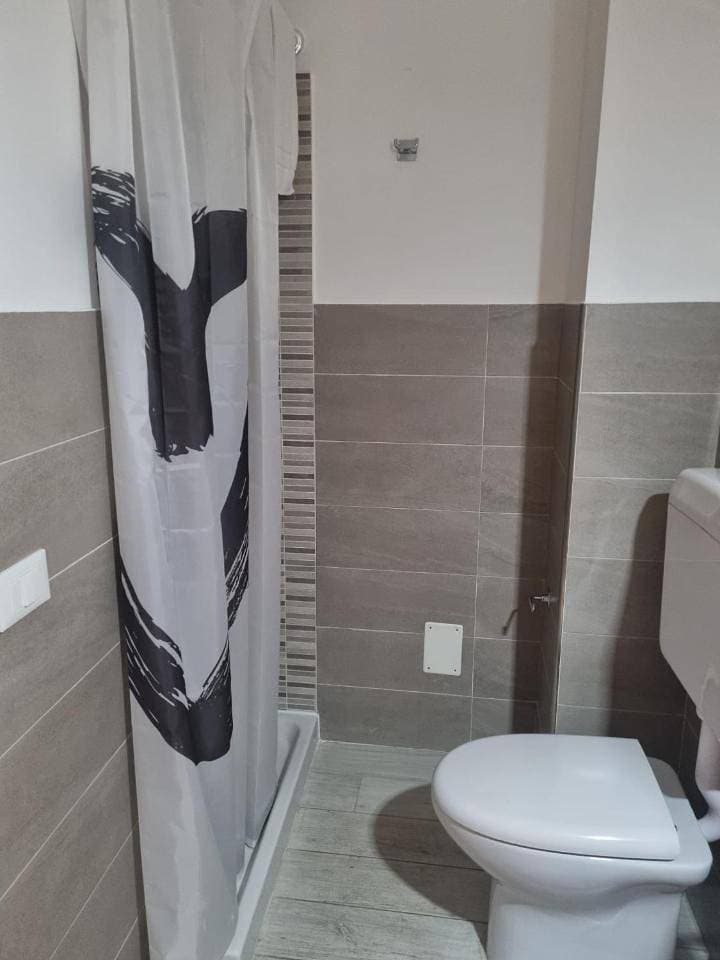 Foto 6 von 17: Double Room with Private Bathroom