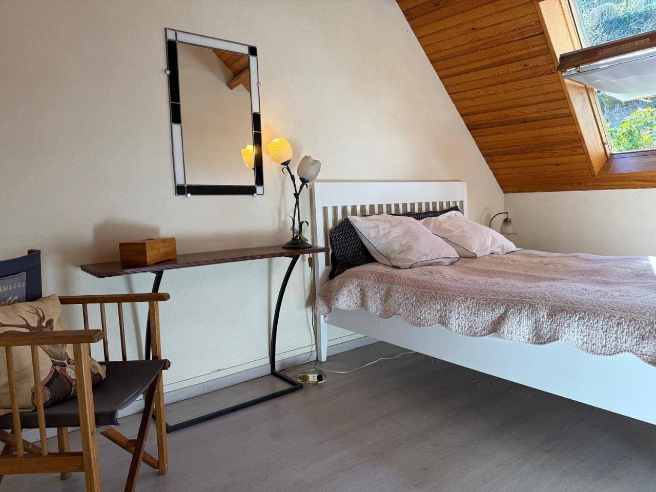 Foto 9 von 13: Double Room with Private Bathroom