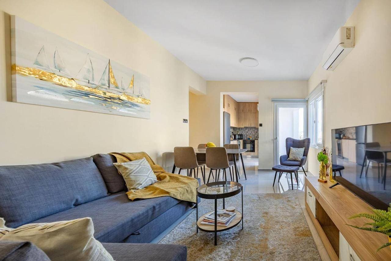74 Prokymea- Steps from the Sea, Downtown, Balcony 1
