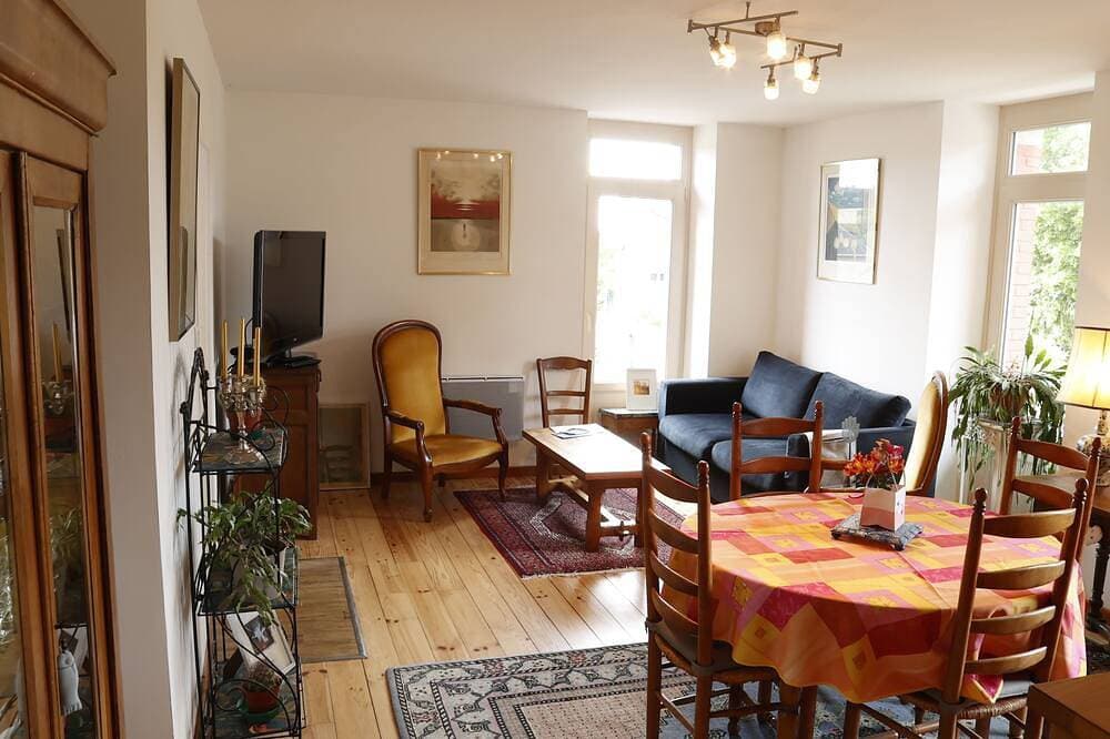 Foto 5 von 11: Penthouse Apartment 2Min From Mont Saint Michel Bay