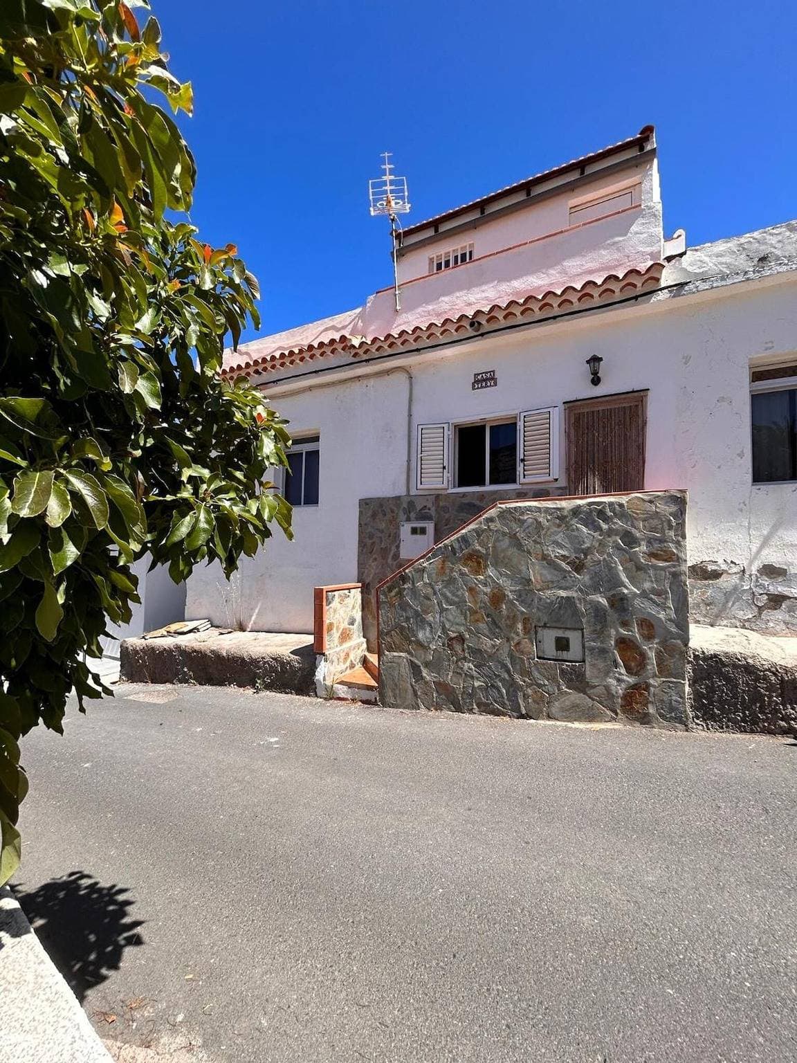 Foto 8 von 14: Apartment 'Alquilaencanarias Plaza De Alojera' mit WLAN