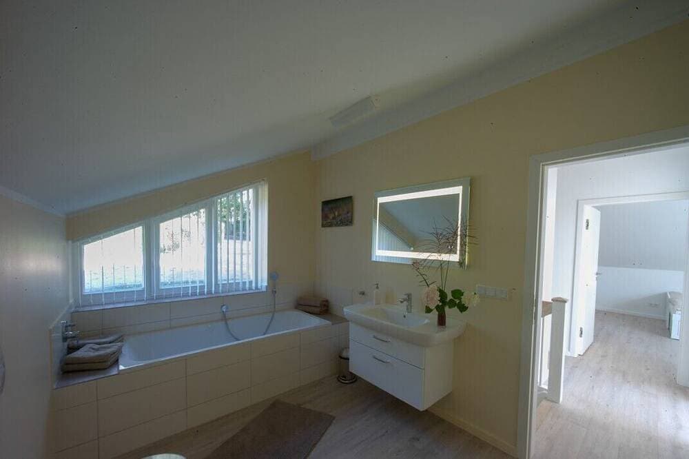Foto 4 von 9: Ferienhaus direkt am See
