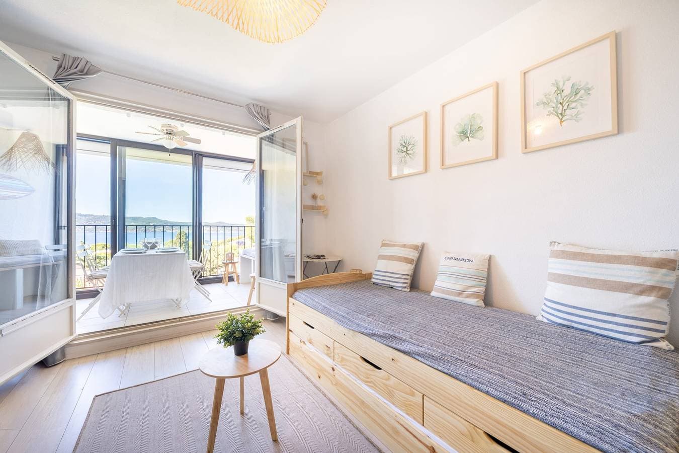 Foto 8 von 47: Ferienwohnung für 4 Personen mit Terrasse