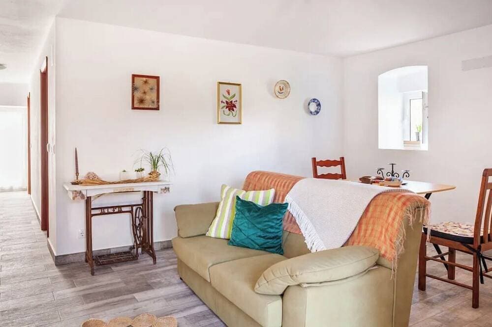 Quinta dos Penedos is a welcoming house, ideal for relaxing and resting! 1