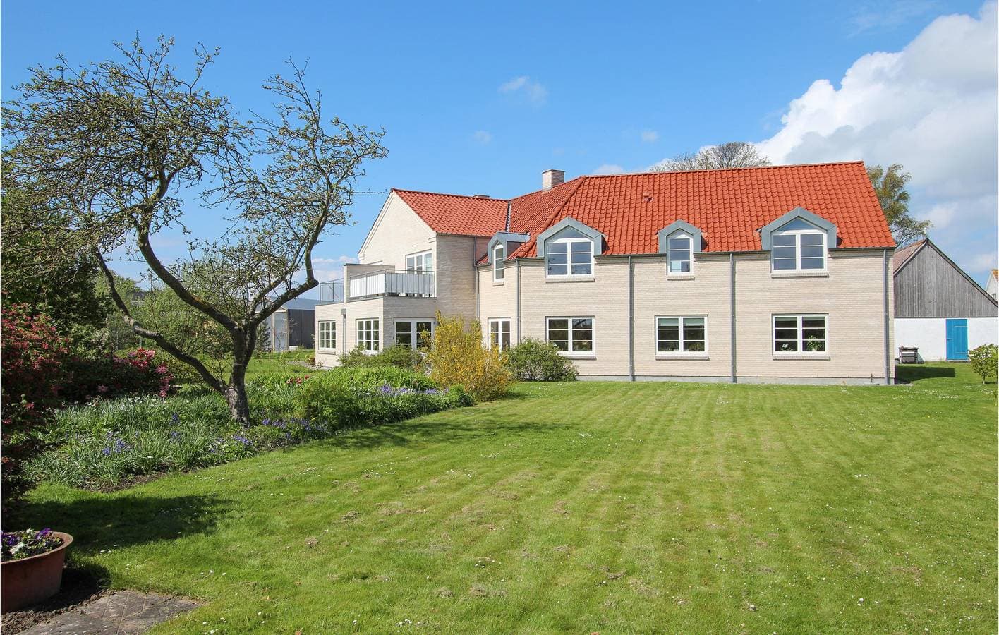 Foto 3 von 25: Ferienwohnung für 6 Personen mit Terrasse