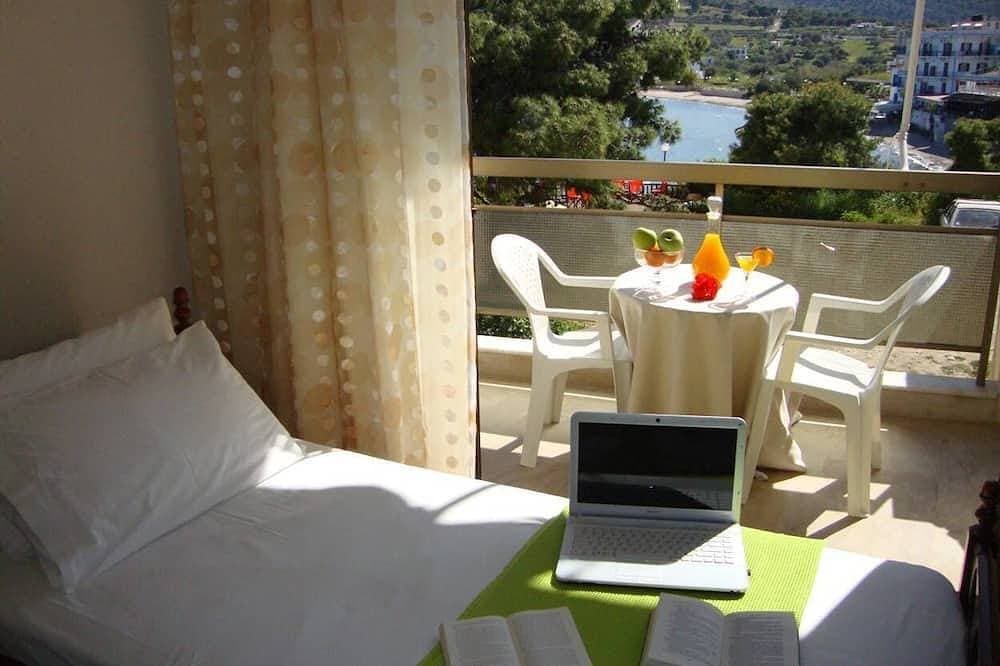 Foto 2 von 20: Zweibettzimmer vor dem Strand von Agia Marina