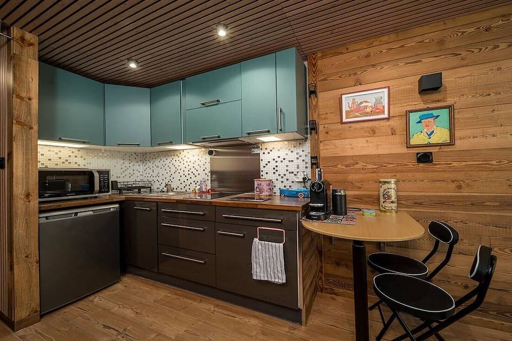 Foto 7 von 10: Beautifully renovated studio apartment, sleeps 4, mountain view