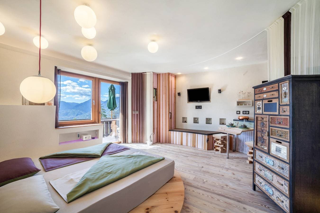 Foto 4 von 30: Apartment Belvedere mit Bergblick, Gemeinschaftspool und WLAN