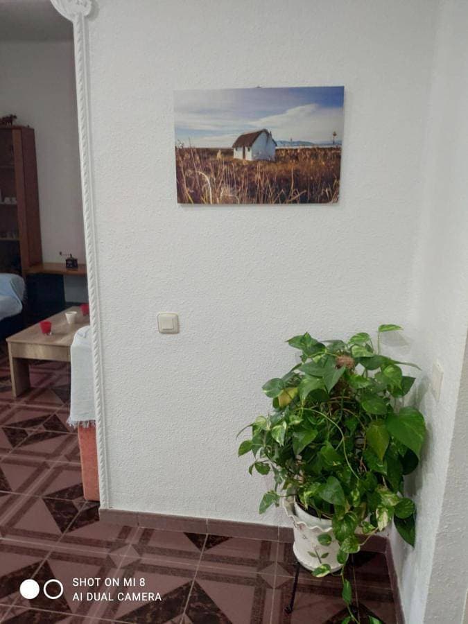 Foto 2 von 21: Three-Bedroom House