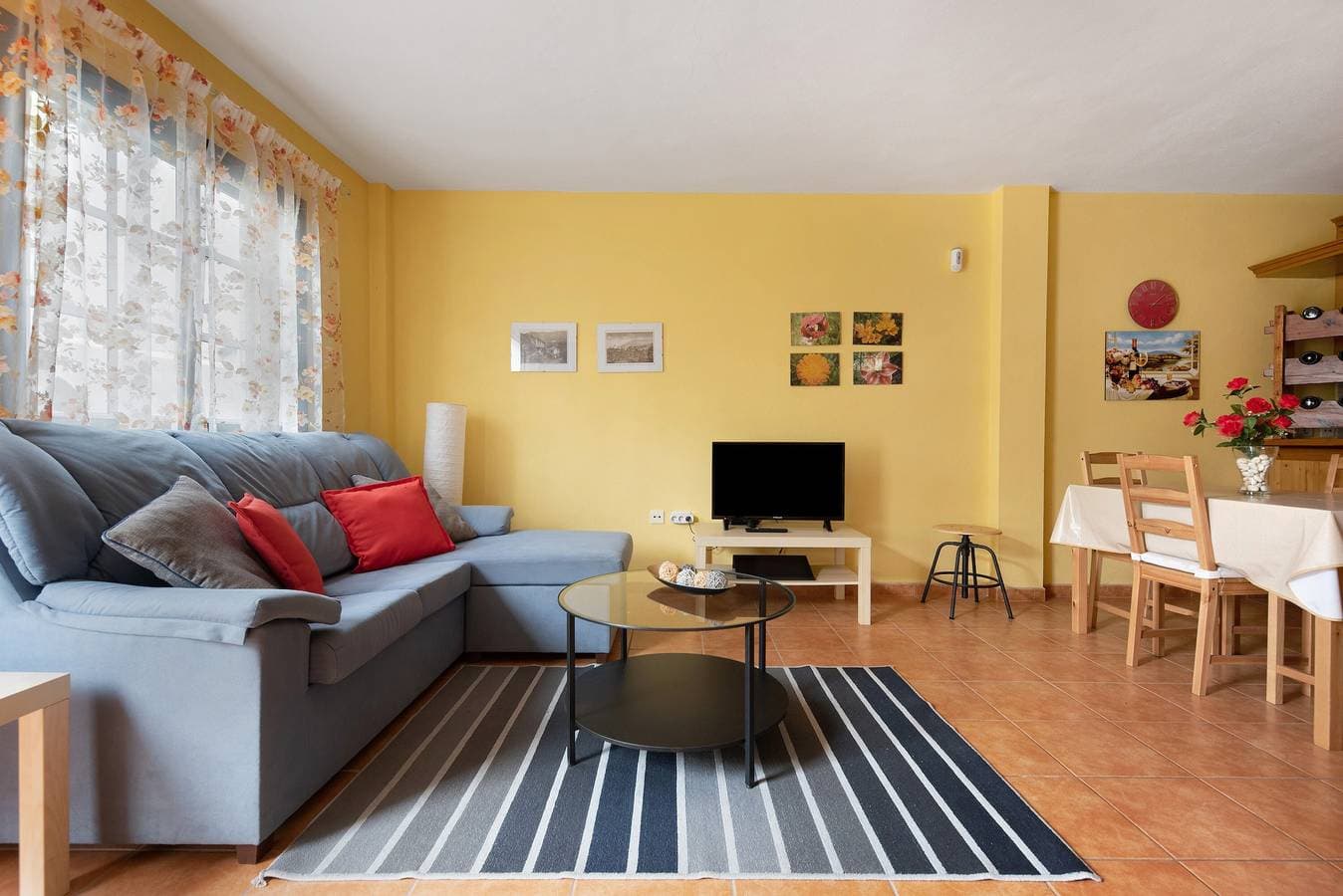 Foto 3 von 36: Ferienwohnung "Las Viñas 1" in Strandnähe mit Bergblick und WLAN