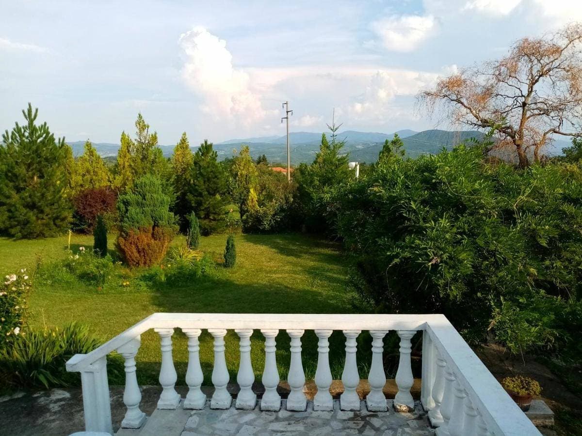 Foto 9 von 49: Ferienwohnung für 6 Personen mit Garten