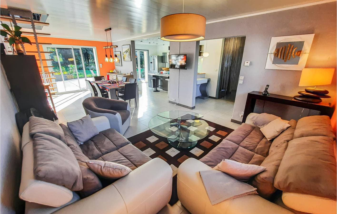 Foto 4 von 36: Gemütliche Wohnung mit WiFi, TV, Parkplatz und Garten in der Nähe von Plage de Kerfany