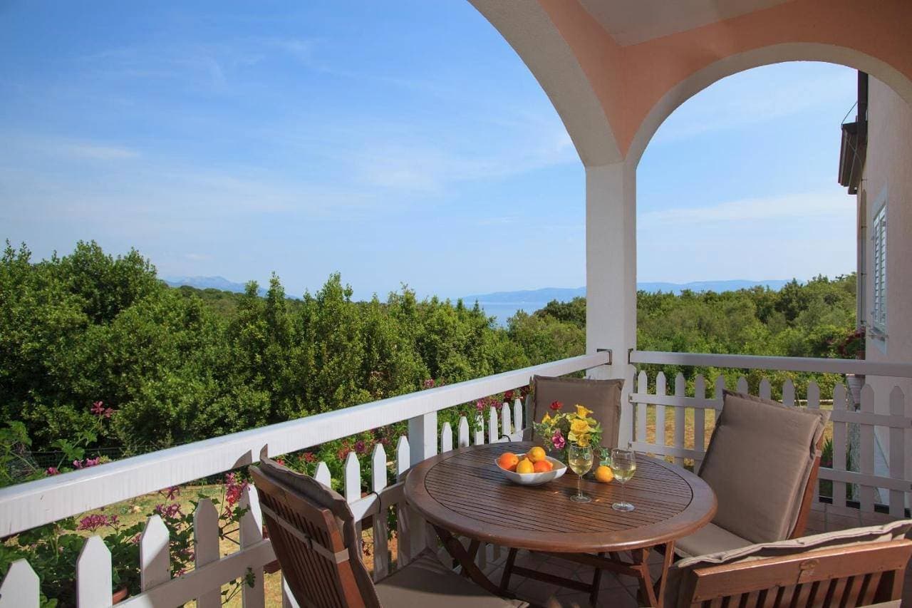 Foto 4 von 23: Apartment with Sea View
