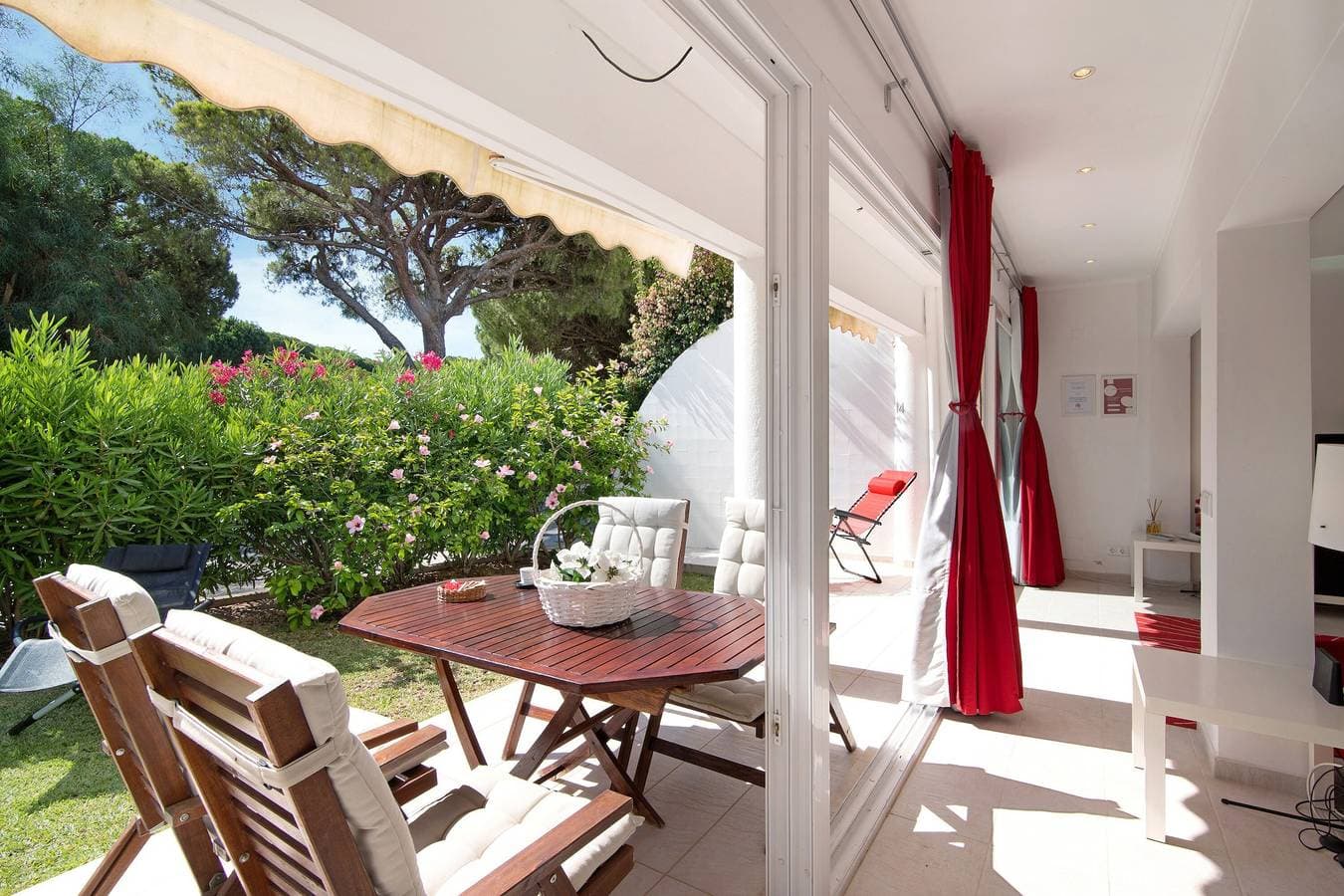Foto 7 von 36: Ferienwohnung 'Große Wohnung in Vale do Lobo' mit privatem Garten und WLAN