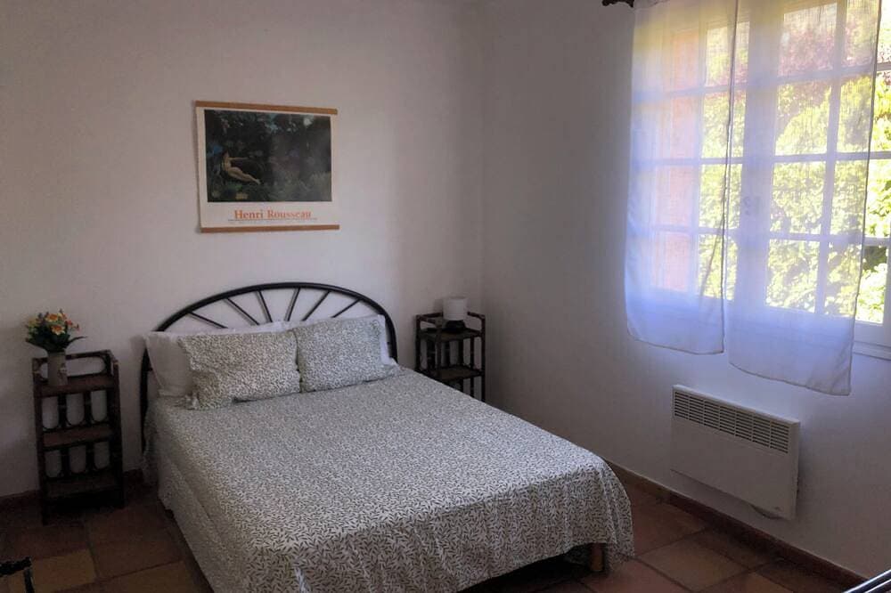Foto 3 von 23: Villa Provençale au Calme Entourée de Verdure, Animaux de Compagnie Acceptés !