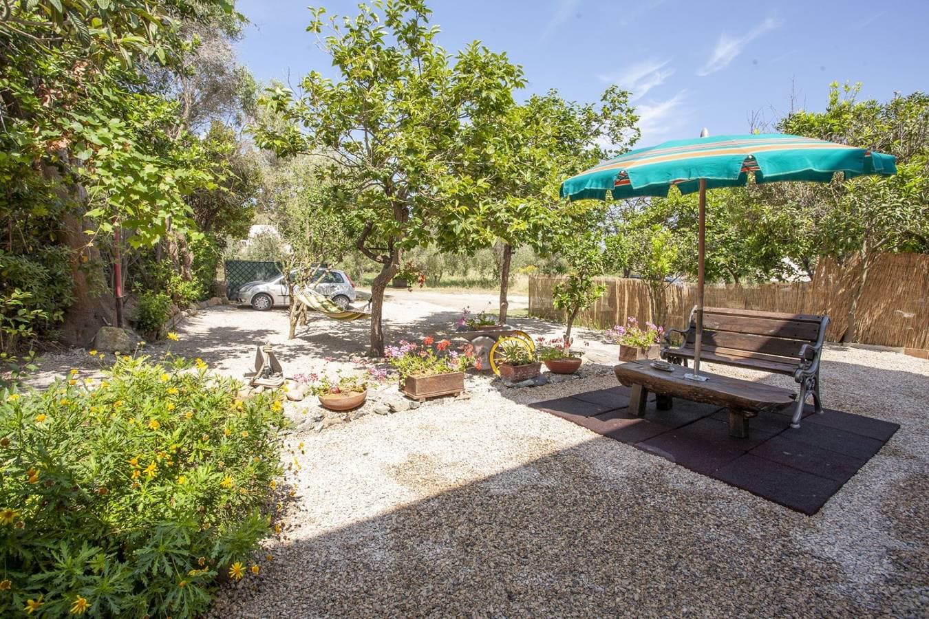 Foto 9 von 24: Ferienwohnung für 3 Personen mit Garten