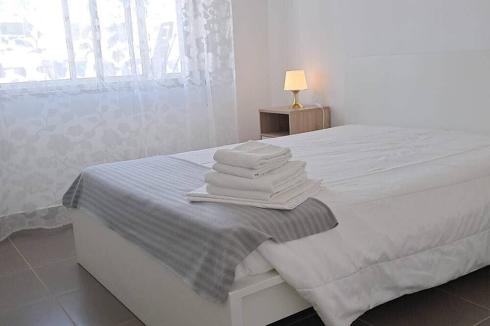 Foto 2 von 28: Torre 6- Family, Wi-Fi, Central und 80mt Beach