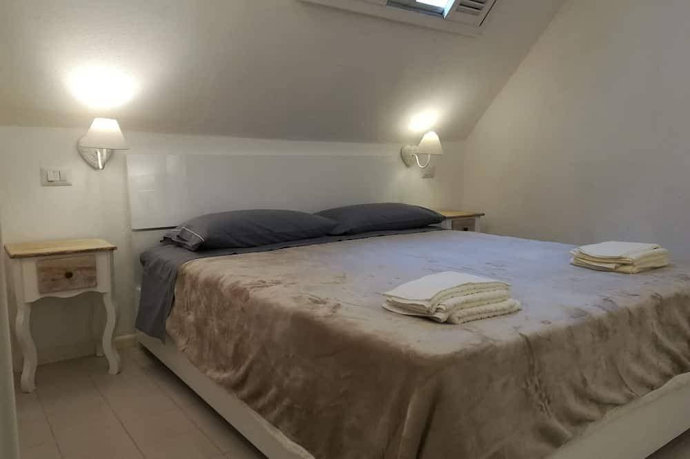 Foto 2 von 28: 100 Meter vom Meer entfernt Villa, umgeben von Grün