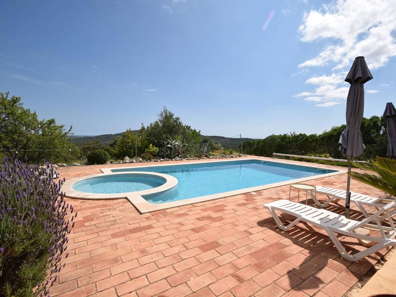 Foto 2 von 40: Delightful, authentic Quinta with swimming pool close to beach and towns