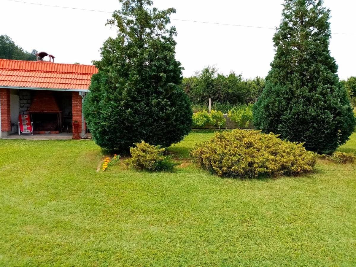 Foto 13 von 49: Ferienwohnung für 6 Personen mit Garten