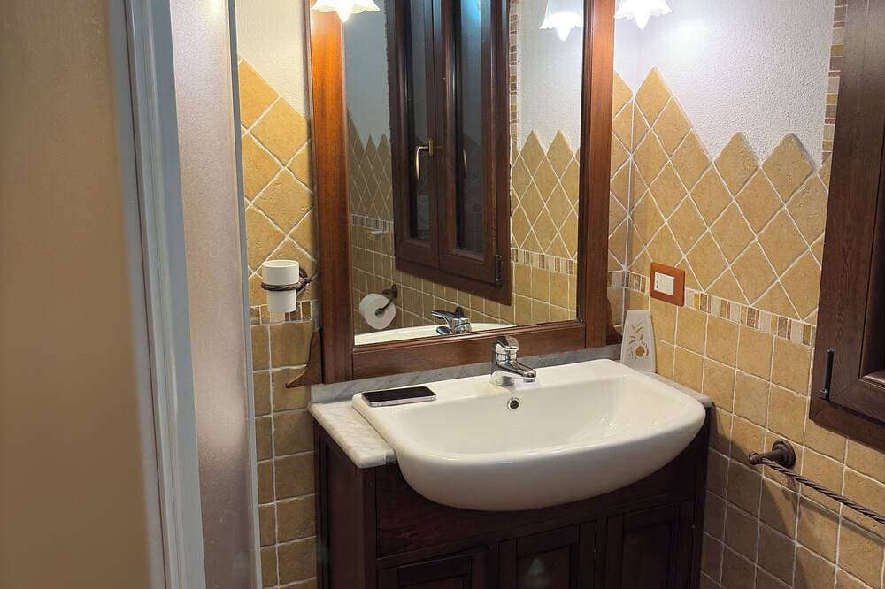 Foto 12 von 30: Villa, 600m Garten., Parkplatz., Dusche, Grill, große Veranda mit Küchenzeile