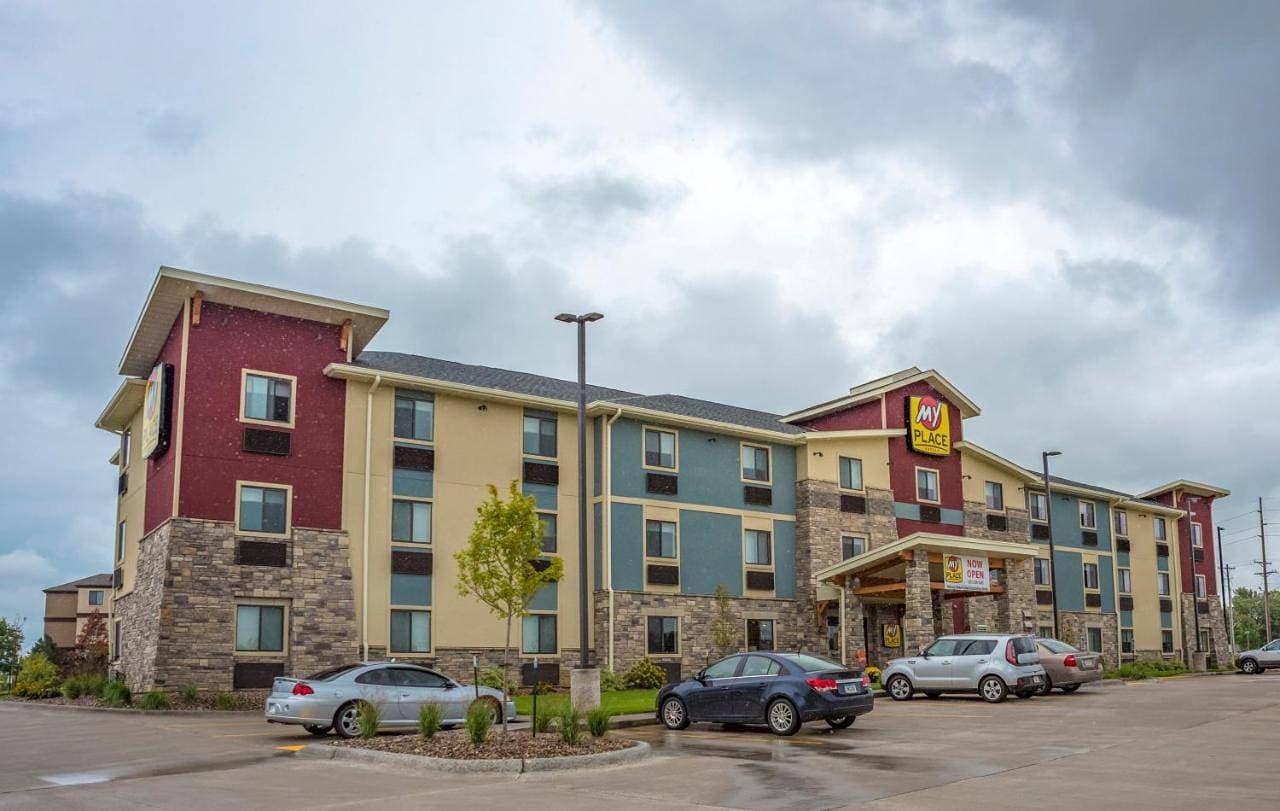 My Place Hotel-Davenport/Quad Cities, IA 1