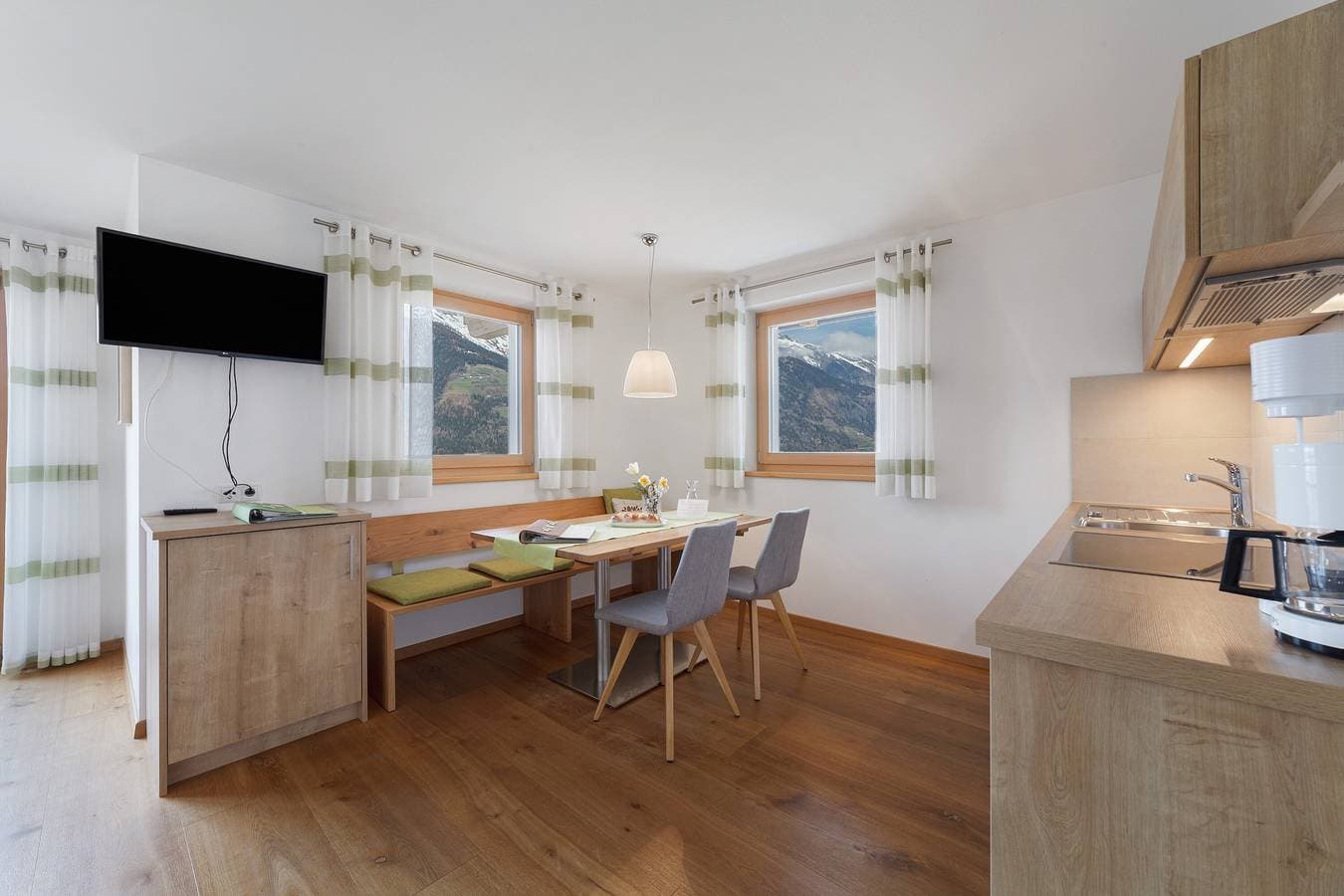 Foto 9 von 27: Ferienwohnung 'Thymian' mit Bergblick, privater Terrasse und Wi-Fi