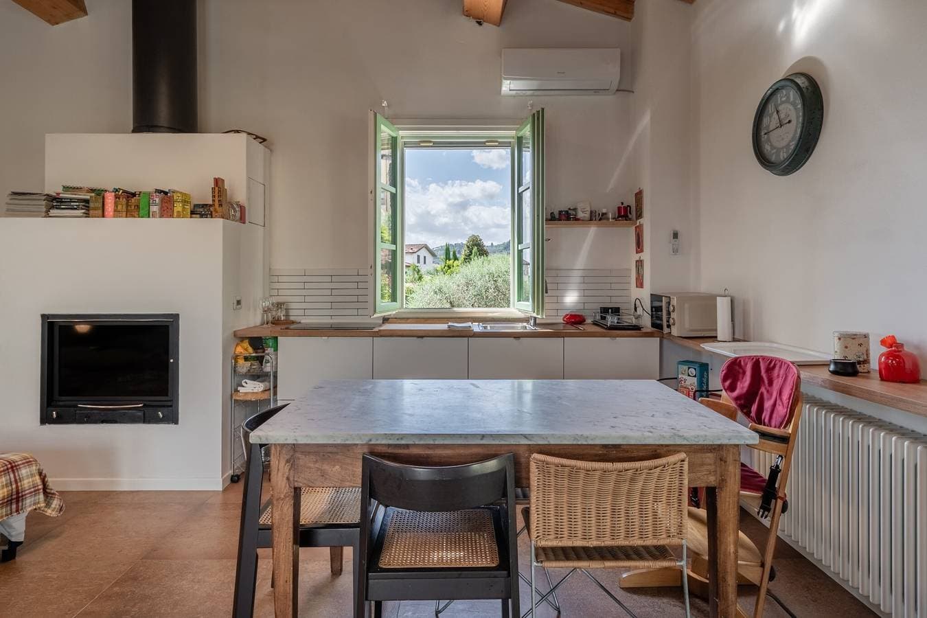 Foto 4 von 28: Ferienhaus 'Dulù - Luminoso Spazio' mit gemeinschaftlichem Garten, Balkon und Wi-Fi