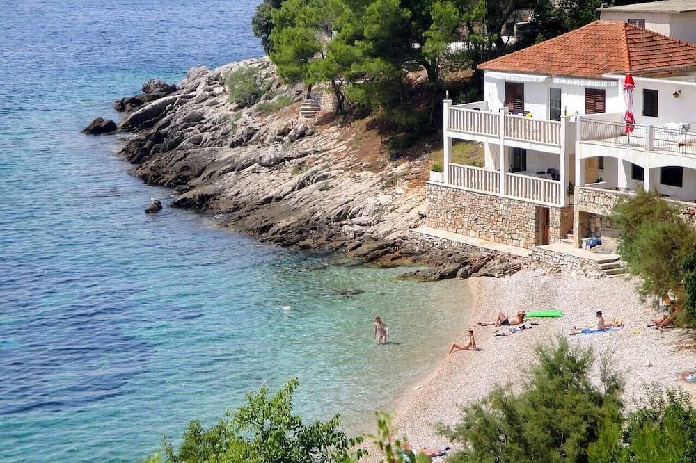 Foto 10 von 14: Studio Appartement mit Terrasse und Meerblick Bucht Torac, Hvar