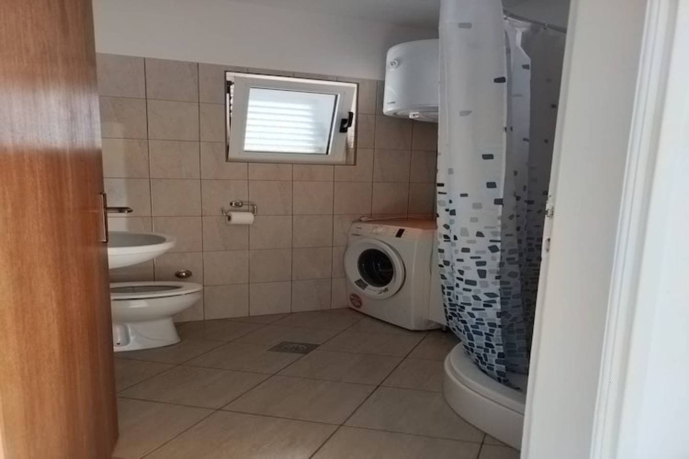 Foto 7 von 10: Holiday Home Maja - Four Bedroom Holiday Home with Terrace and Sea View