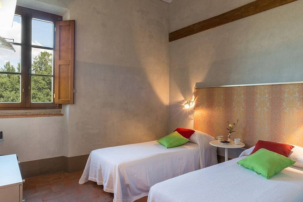 Foto 4 von 30: Casale La Splendida 10, Emma Villas