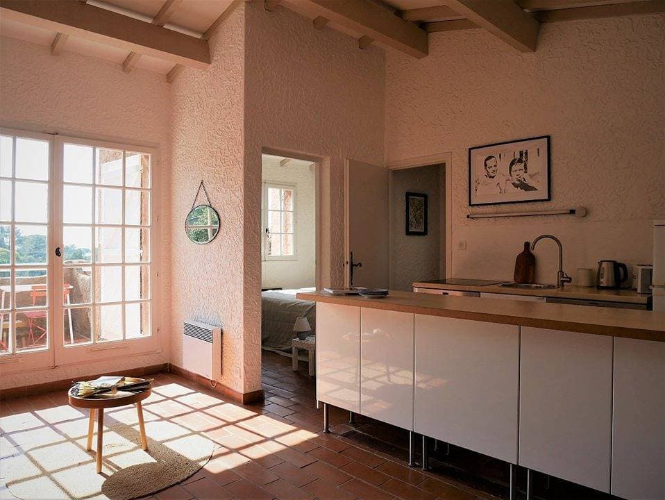Foto 2 von 17: Ferienwohnung für 4 Personen mit Pool