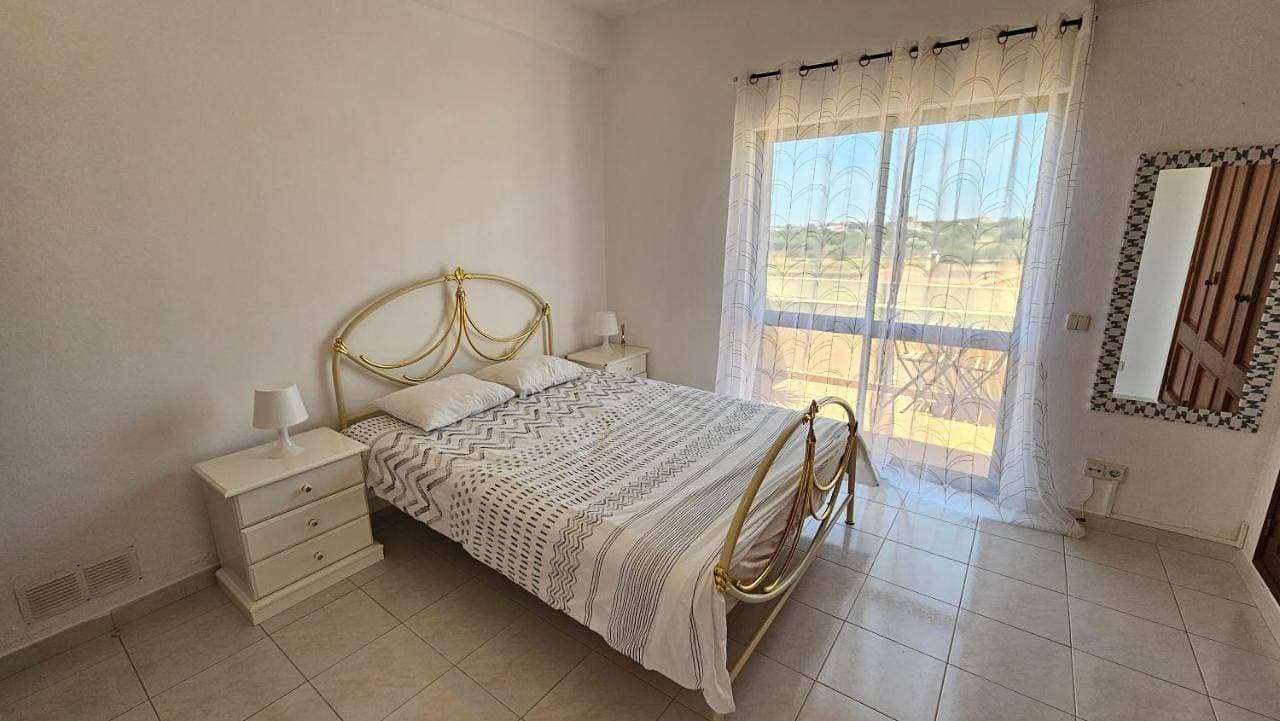 Foto 3 von 14: Double Room with Balcony