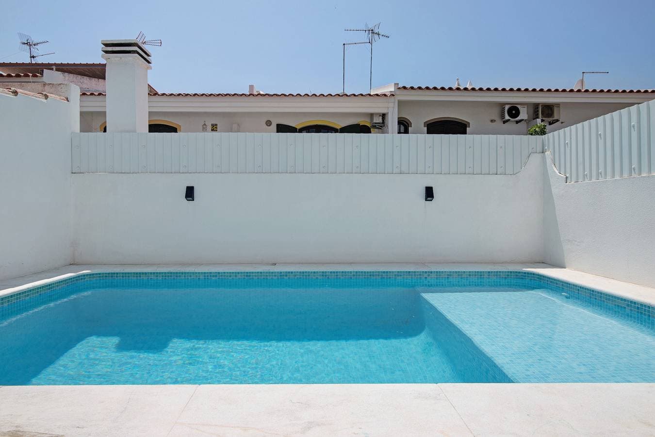 Foto 6 von 29: Villa 'Staysalty - Resort Style Family' mit privatem Pool, WLAN und Klimaanlage